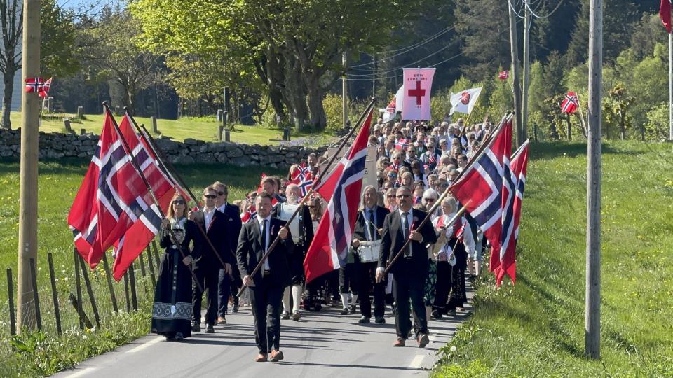 Lenkje til artikkel: Solskin og feststemning på nasjonaldagen