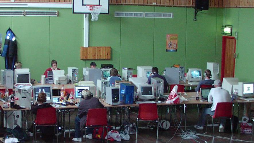 Lenkje til artikkel: Kan du tenkje deg å vere vakt på LAN? 🎮
